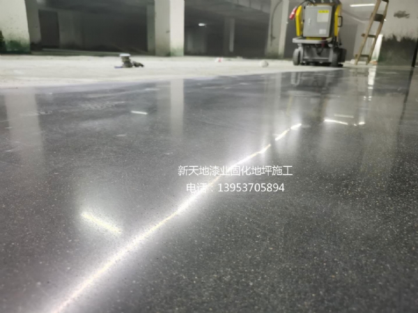 車(chē)庫(kù)地坪漆施工方案和價(jià)格？
